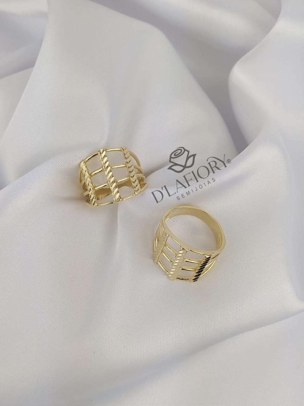 Anel Design Grade Semijoia Ouro 18K