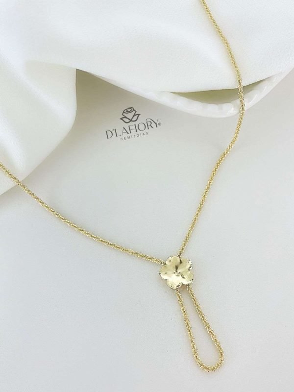 Colar Gravata Fixa Flor Polida – Semijoia Ouro 18k